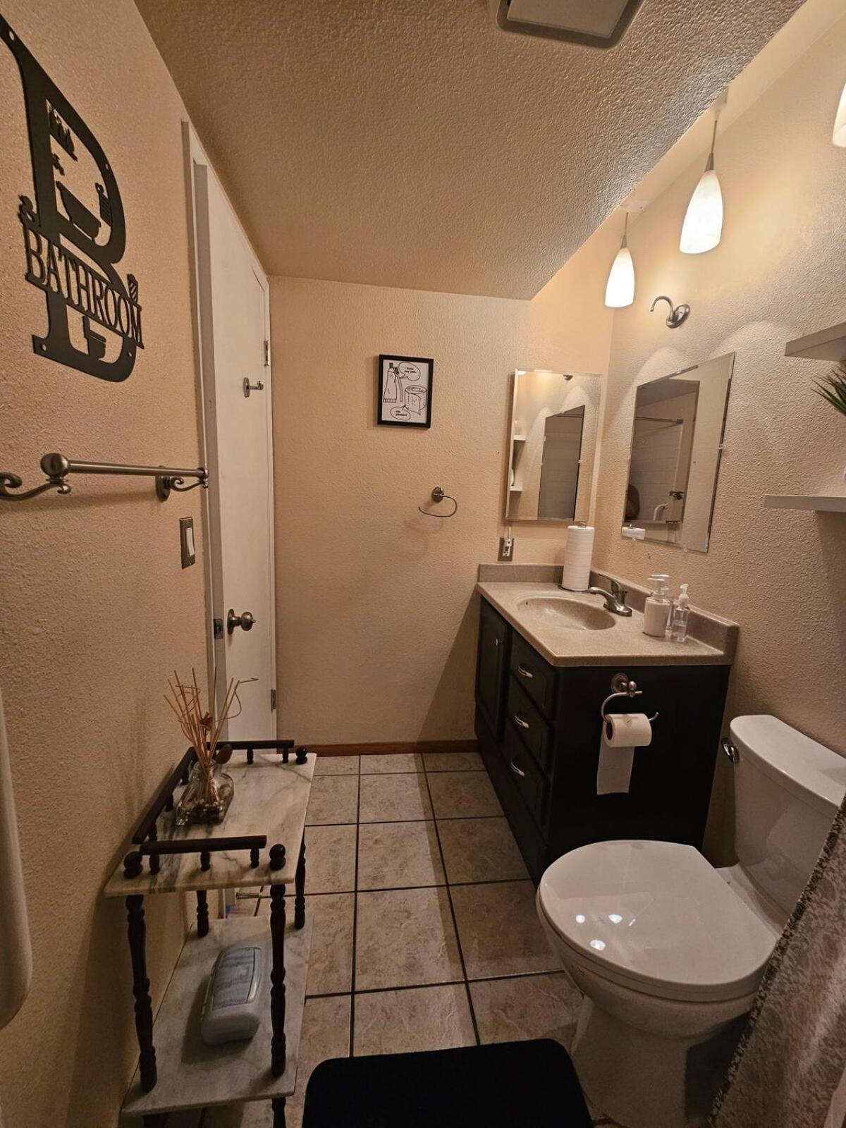 Affordable 2br-2ba - Extra Amenities Las Vegas